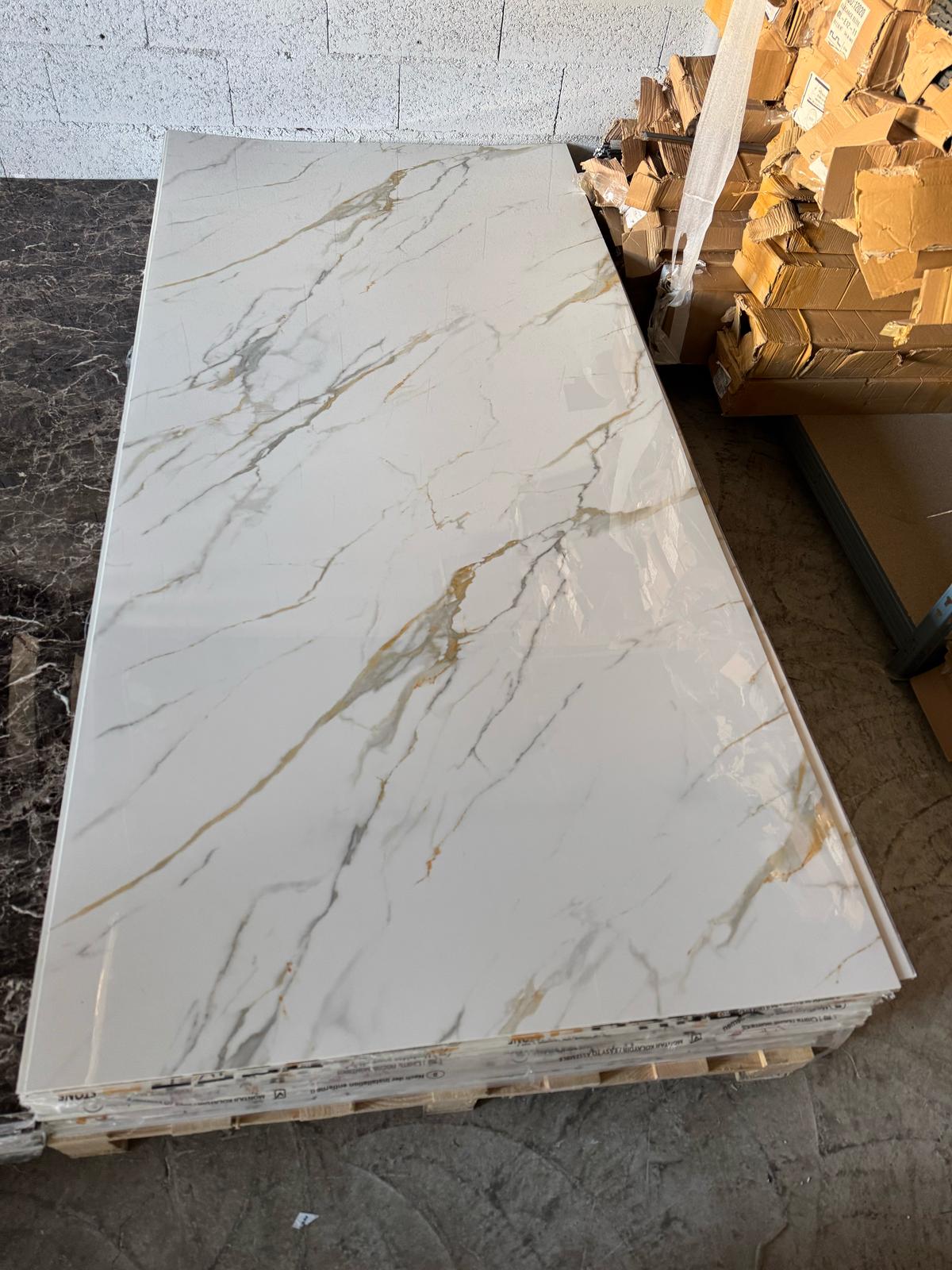 Plaque PVC marbre "Golden wave"