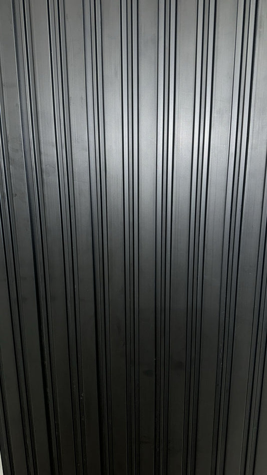 Tasseau Mural en PVC – Noir Mat Structuré